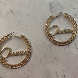 New York & company Queen earrings
